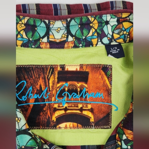 Robert Graham Red Striped Button Down Dress Shirt. Size Large - Picture 6 of 6